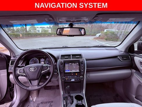 Used 2016 Toyota Camry XLE image 7