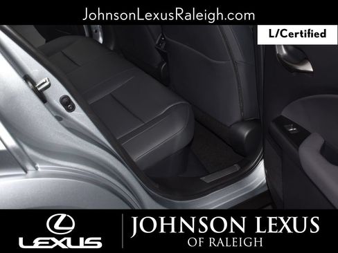 Used 2025 Lexus UX 300h FWD image 13