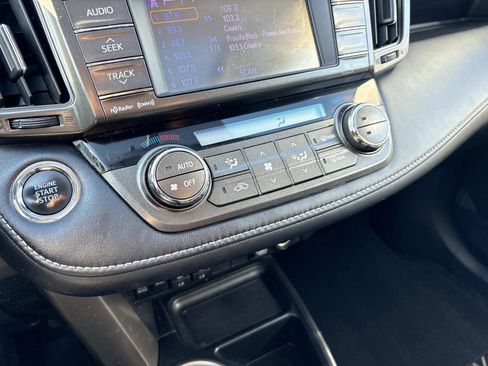 Used 2013 Toyota RAV4 Limited image 24