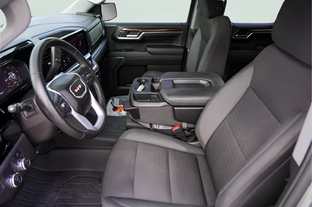 Used 2024 GMC Sierra 1500 Elevation RWD image 11