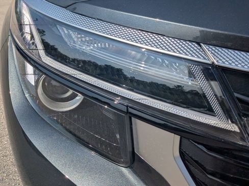 New 2026 Kia Seltos S FWD image 10