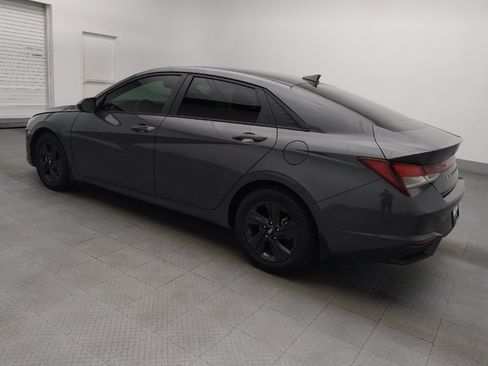 Used 2023 Hyundai Elantra SEL w/ Cargo Package FWD image 3