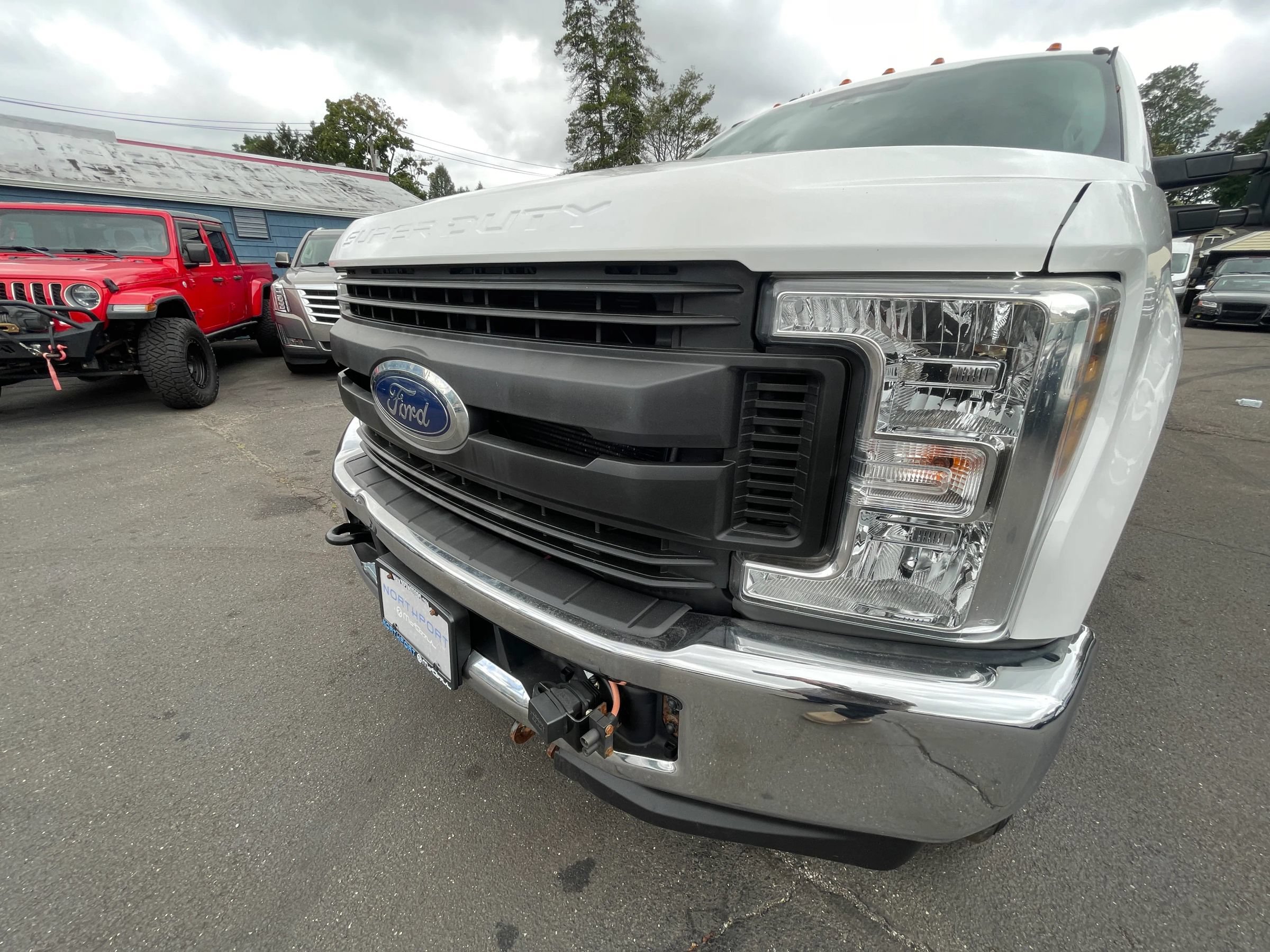 Used 2019 Ford F250 XL w/ Power Equipment Group AWD/4WD image 32