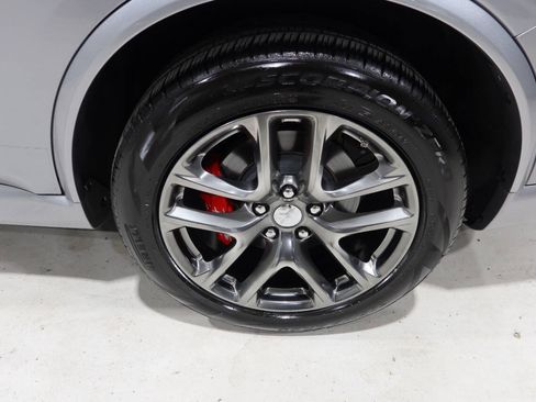 Used 2021 Dodge Durango SRT w/ Technology Group AWD/4WD image 37