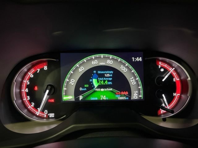 Used 2024 Toyota RAV4 LE FWD image 17