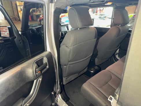 Used 2013 Jeep Wrangler Unlimited Sport AWD/4WD image 36