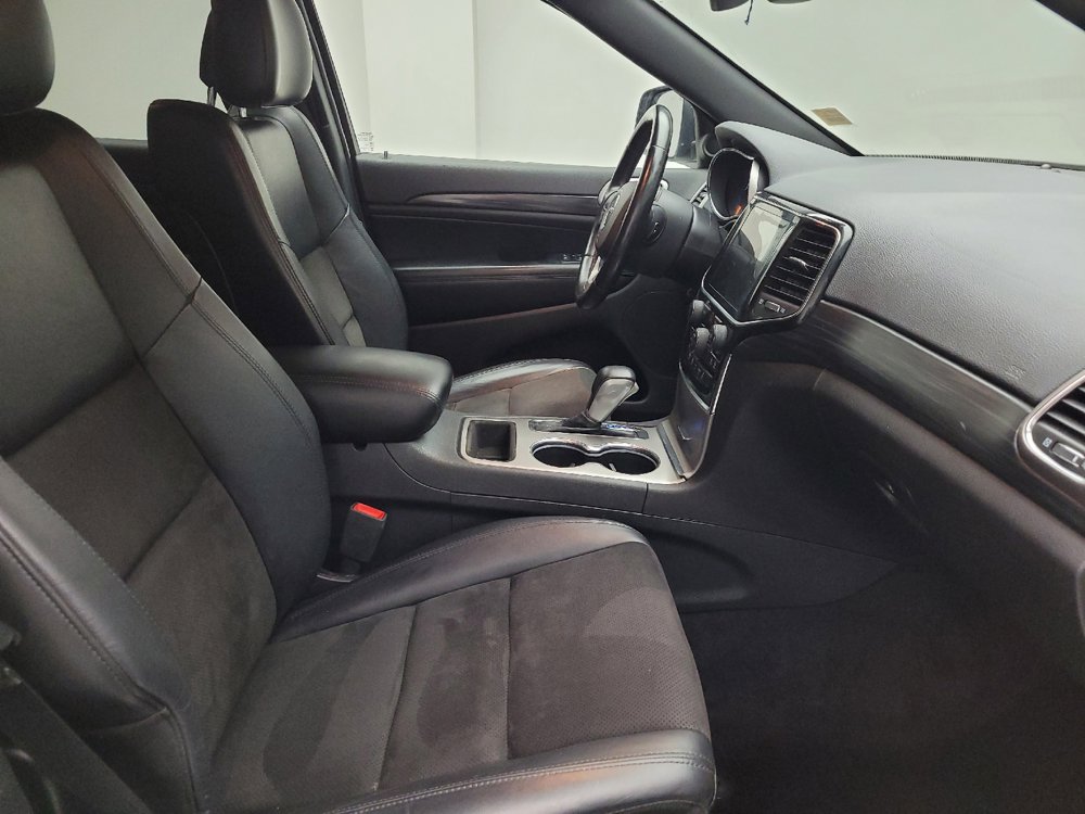 Used 2019 Jeep Grand Cherokee Altitude AWD/4WD image 21