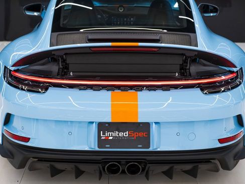 Used 2023 Porsche 911 GT3 RWD image 17