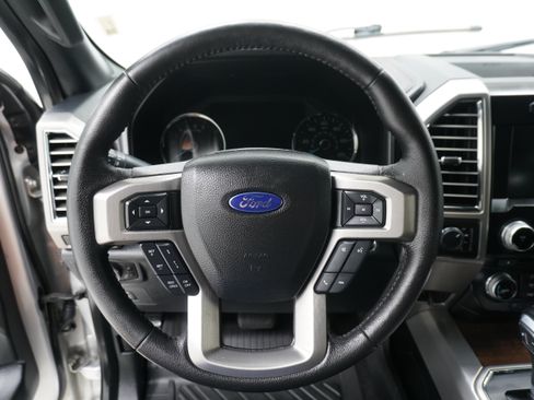 Used 2015 Ford F150 Platinum w/ Equipment Group 701A Luxury AWD/4WD image 19