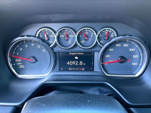 Used 2021 Chevrolet Tahoe Z71 image 26