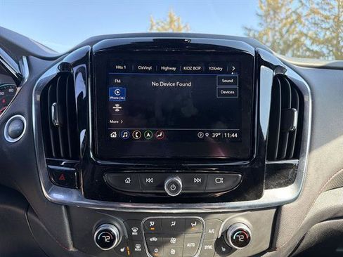 Certified 2023 Chevrolet Traverse RS image 36