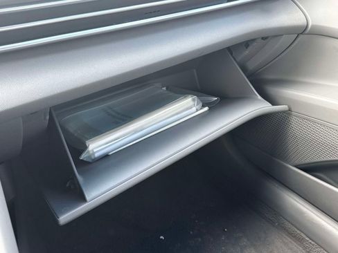 Certified 2023 Hyundai Elantra SEL image 29