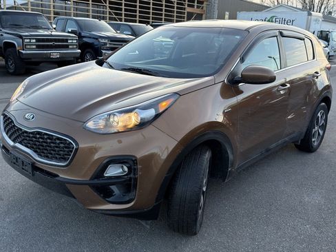 Used 2020 Kia Sportage LX image 17