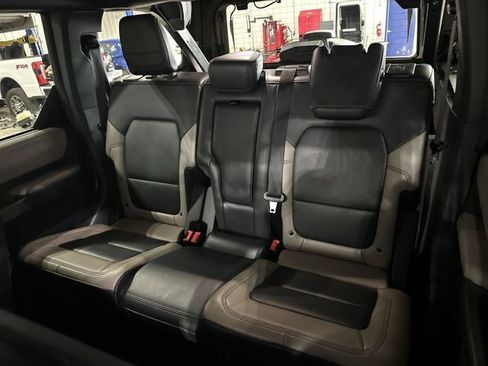 Certified 2022 Ford Bronco Wildtrak AWD/4WD image 28