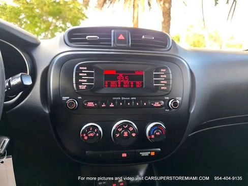 Used 2015 Kia Soul EV image 41