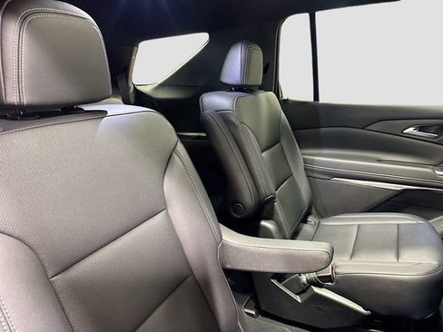 New 2026 Chevrolet Traverse LT w/ Sun and Wheel Package AWD/4WD image 32