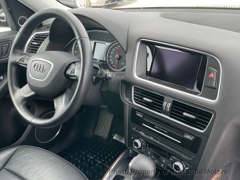 Used 2016 Audi Q5 2.0T Premium Plus w/ Technology Package AWD/4WD image 18
