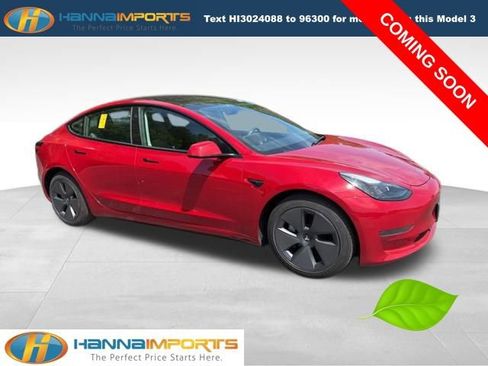 Used 2023 Tesla Model 3 Standard Range RWD image 1
