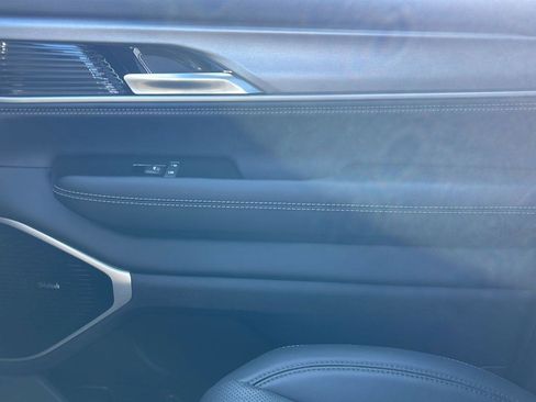 New 2026 Jeep Grand Wagoneer Limited AWD/4WD image 21