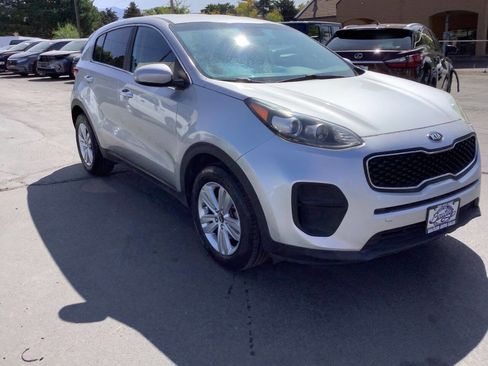 Used 2019 Kia Sportage LX image 5