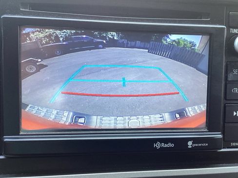 Used 2016 Toyota Tacoma SR5 image 21