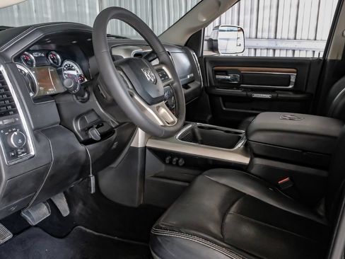 Used 2018 RAM 3500 Laramie AWD/4WD image 14