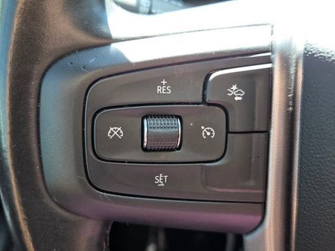 Used 2023 GMC Yukon SLT RWD image 23