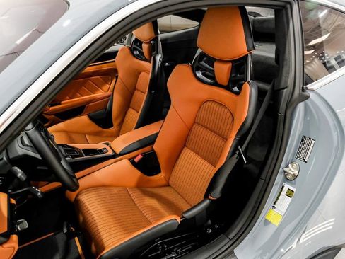 Used 2024 Porsche 911 GT3 RS RWD image 7