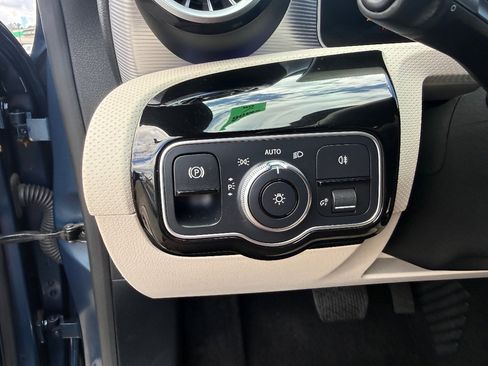 Used 2020 Mercedes-Benz CLA 250 4MATIC image 21