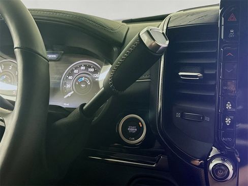 New 2025 RAM 2500 Limited image 12