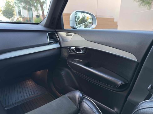 Used 2016 Volvo XC90 T6 R-Design w/ Vision Package image 35