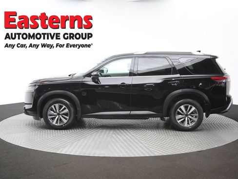 Used 2022 Nissan Pathfinder SL AWD/4WD image 59