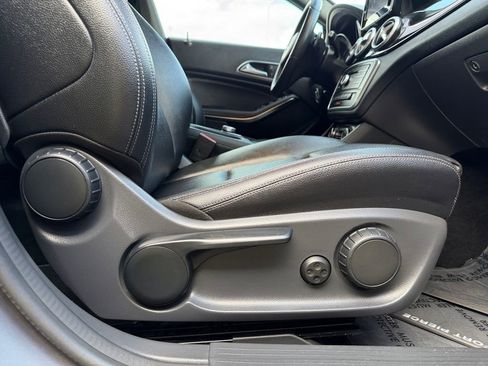 Used 2016 Mercedes-Benz CLA 250 image 43