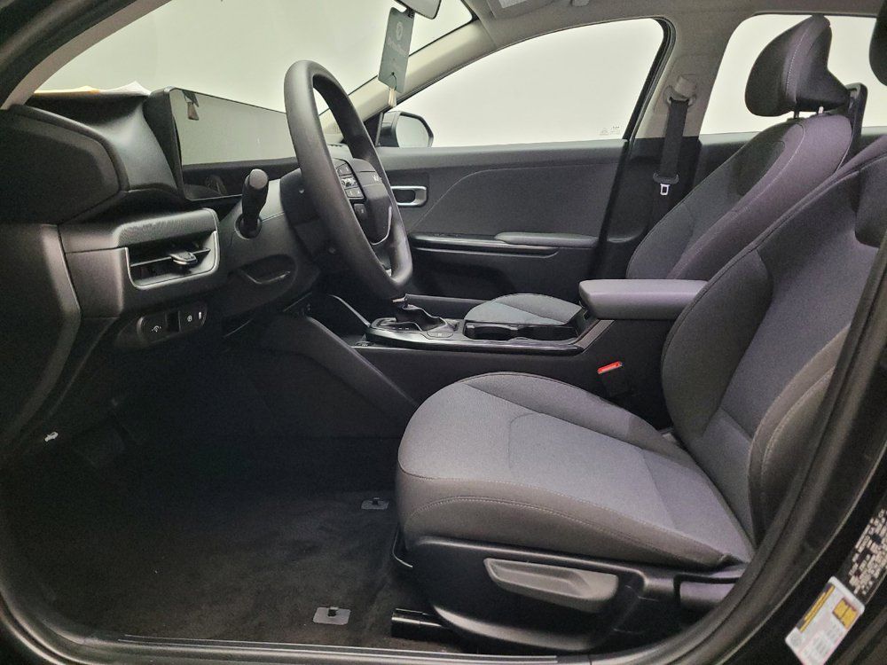 Used 2025 Kia K4 FWD image 17