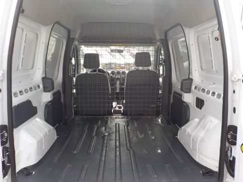 Used 2011 Ford Transit Connect XLT FWD image 20
