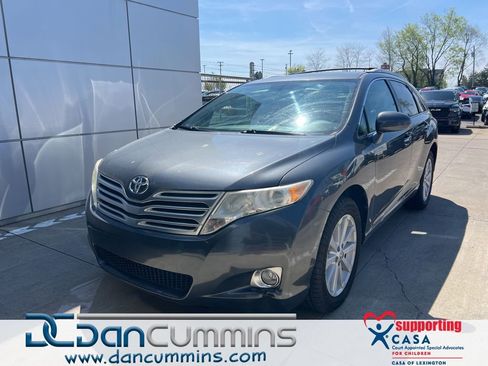 Used 2011 Toyota Venza w/ Convenience Pkg image 1