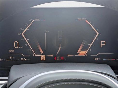 Used 2026 BMW X5 sDrive40i image 11