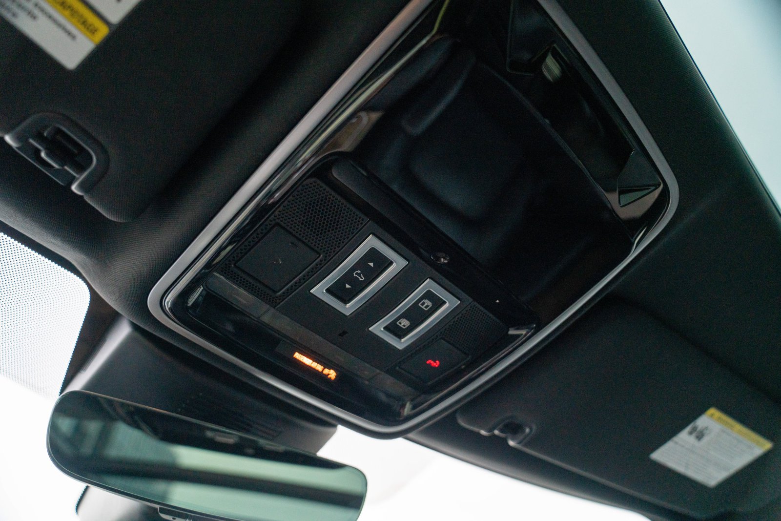 Used 2019 Land Rover Range Rover AWD/4WD image 21