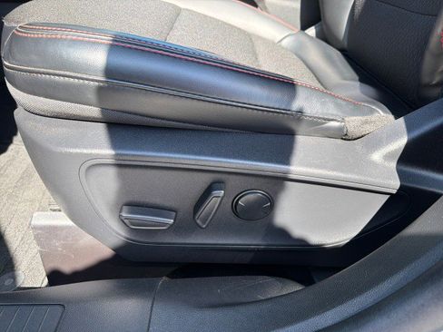 Used 2025 Ford Escape ST-Line image 22