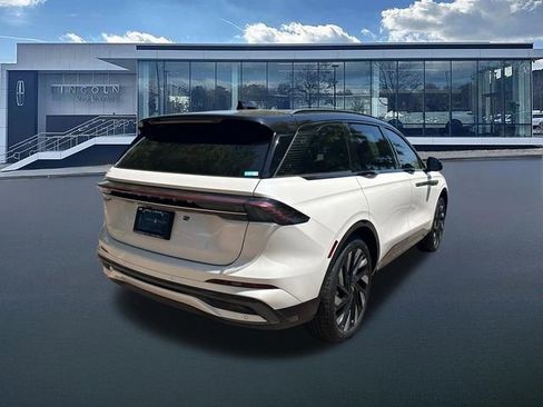New 2026 Lincoln Nautilus Reserve AWD/4WD image 7