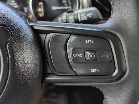 Used 2023 Jeep Wrangler Unlimited w/ Cold Weather Group AWD/4WD image 17