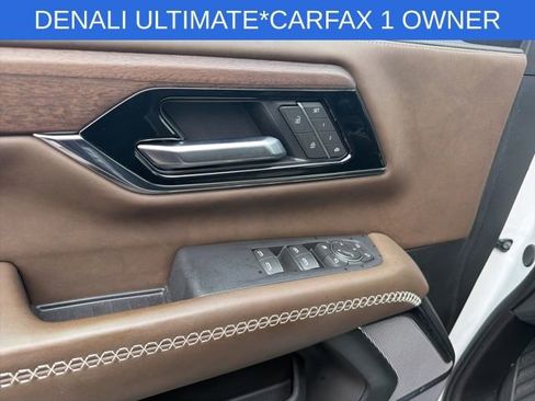 Used 2025 GMC Yukon Denali Ultimate image 28