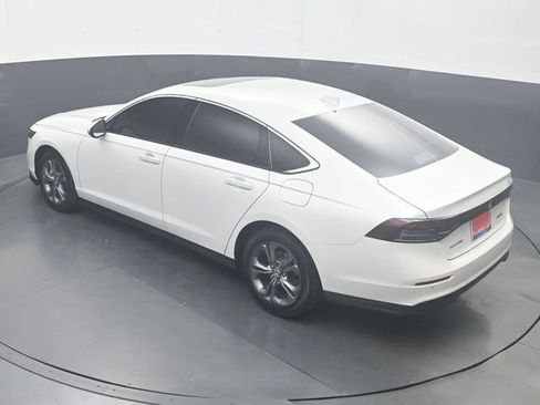 Used 2024 Honda Accord EX-L image 23