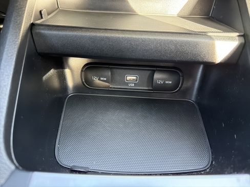 Used 2023 Kia Forte LXS image 21