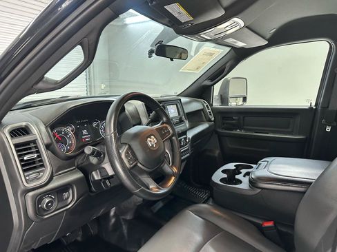 Used 2023 RAM 5500 Tradesman w/ Chrome Appearance Group RWD image 21
