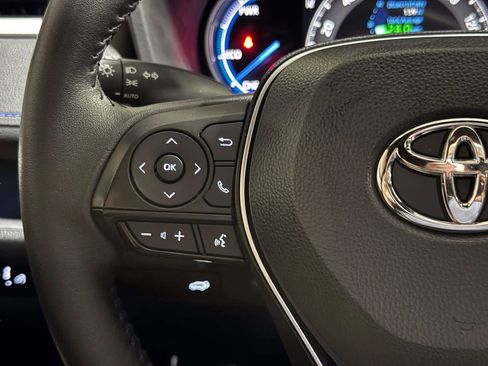 Used 2024 Toyota RAV4 XSE AWD/4WD image 9