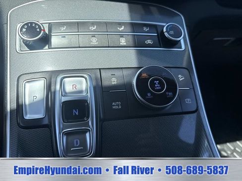 Certified 2022 Hyundai Santa Fe SE w/ Winter Weather Package AWD/4WD image 23