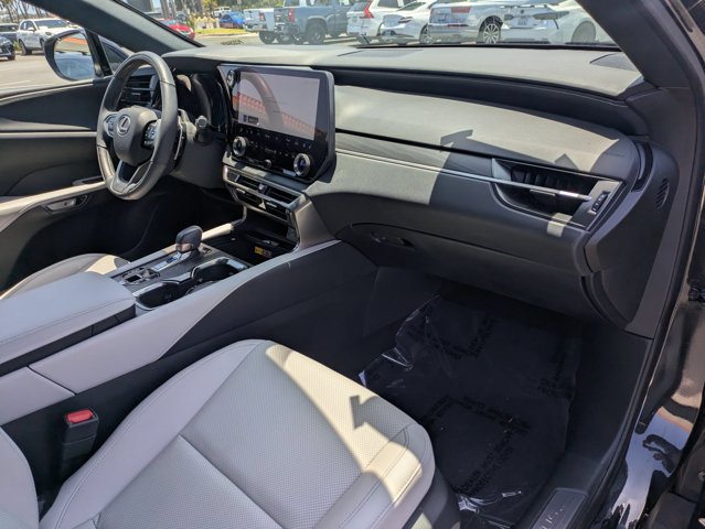 Used 2023 Lexus RX 350h w/ Accessory Package (Z1) AWD/4WD image 33