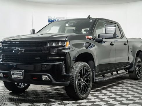 Used 2021 Chevrolet Silverado 1500 LT Trail Boss w/ Bed Protection Package image 3