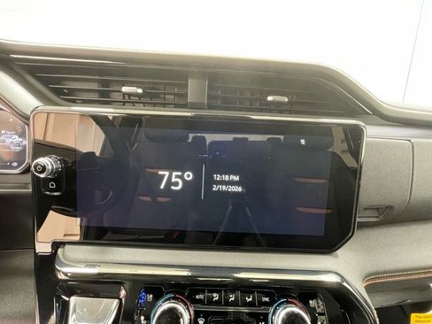 New 2026 GMC Sierra 1500 AT4 image 17